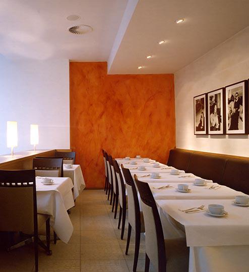 Mövenpick Restaurant Tische